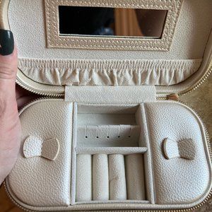 Perri Bleu Travel Jewelry Case